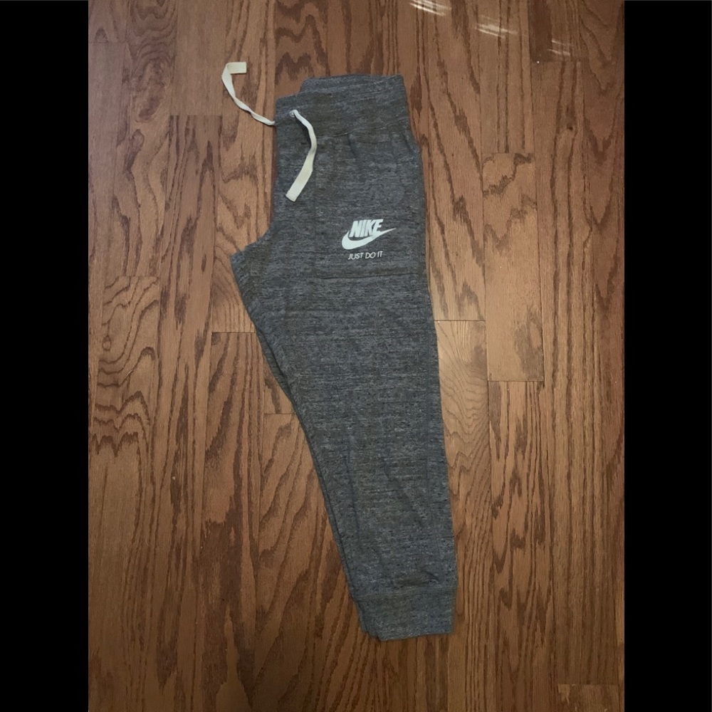 Women's Nike Sportswear Vintage Midrise Capris